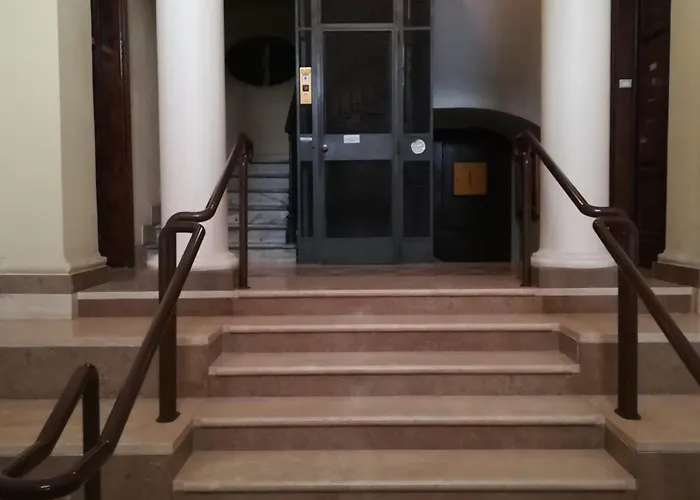 Colosseo Luxe Apartment In The Center Of Rome