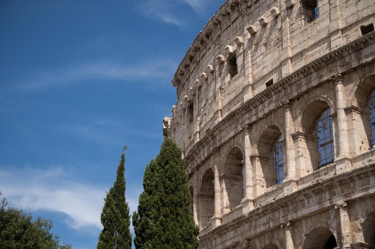 Colosseo Luxe In The Center Of Rome